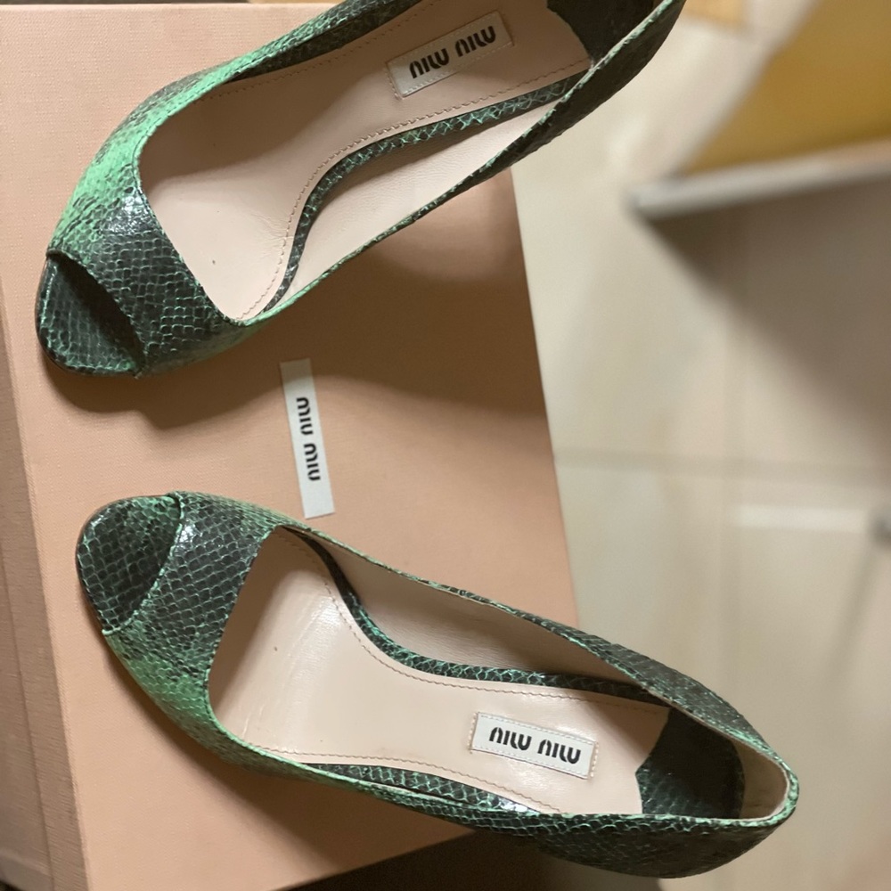 Very dressy - Picture 4 of 6